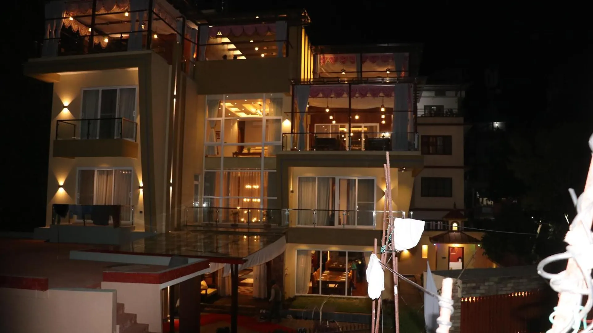 Gharanabites Room And Dinning Catmandu