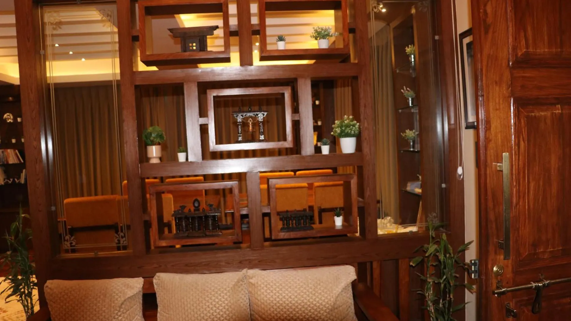 Quarto em Acomodações Particulares Gharanabites Room And Dinning Catmandu